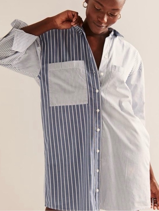 Abercrombie & Fitch Dresses & Skirts - Abercrombie & Fitch Two-Tone Blue and White Striped Button-Down ShirtDress